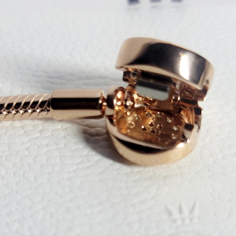 PANDORA Moments Sparkling Crown O Pavé Clasp Snake Chain Rose Gold Bracelet 7.1" - Picture 4 of 4